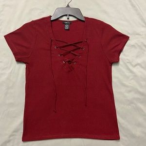 Juniors red short sleeve top